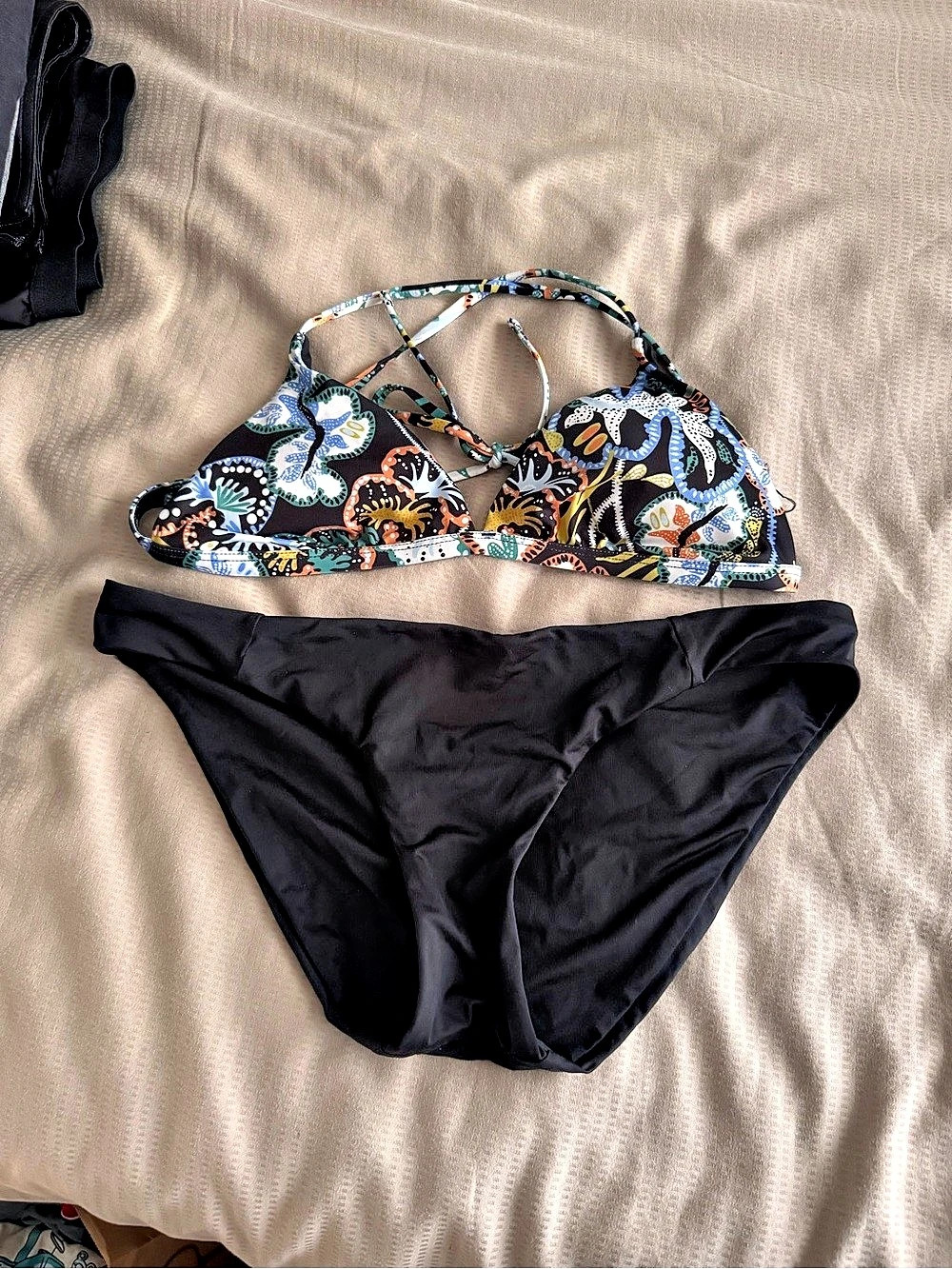 Floral Bikini Set in Black & Multicolor Like New